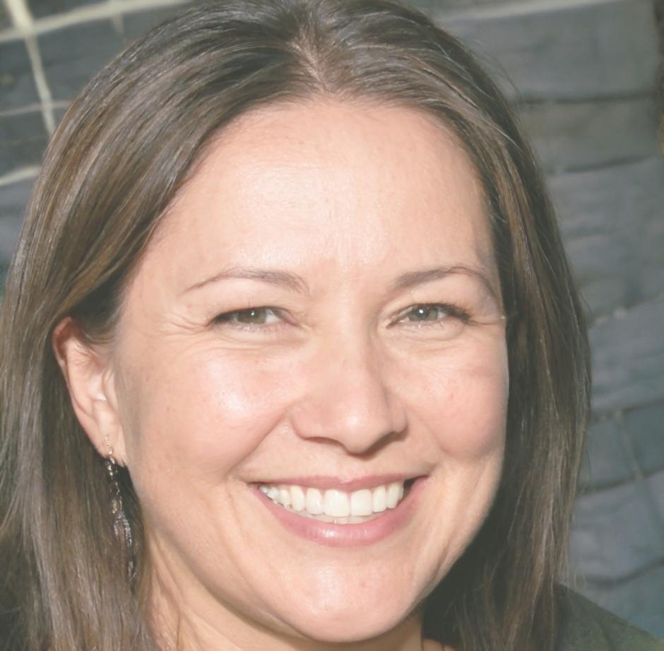 Kirsten Annesley, lumarithen program director